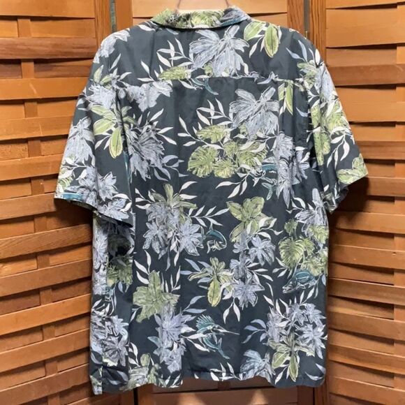 Columbia Casual Gray Green White Button Down Shirt Men 2X Cotton Floral Fish - Picture 2 of 5